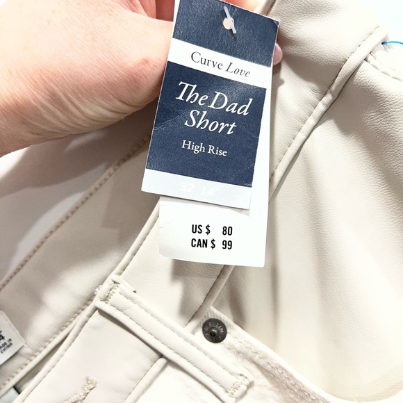 Abercrombie & Fitch Women's High-Waisted Cream Shorts - Picture 5 of 9